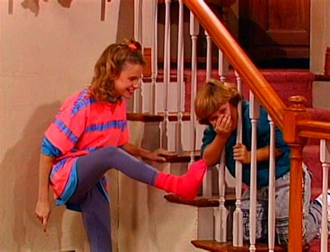 Kimmy Gibbler & Her Smelly Feet : r/fullhouse